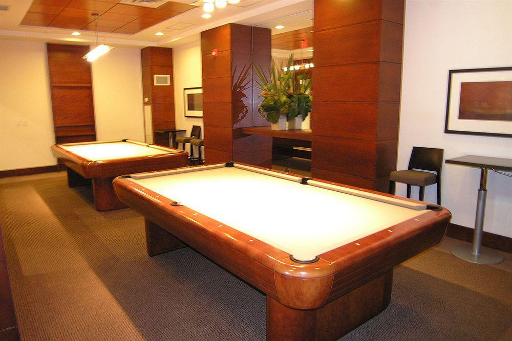 Downtown Mississauga Executive Suites Sq1 Eksteriør bilde